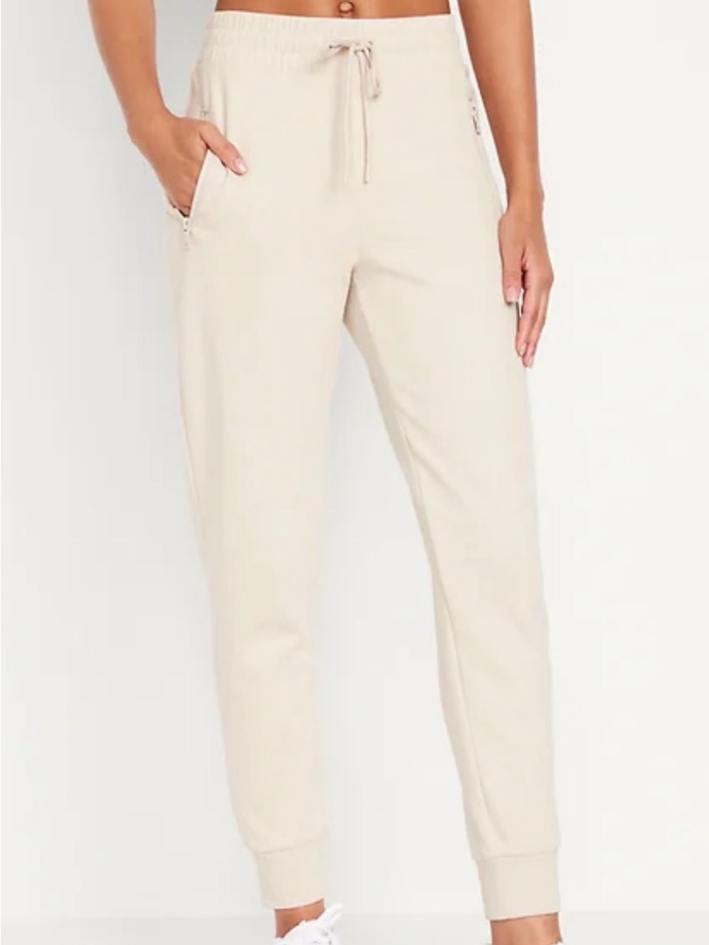 Women’s Jogger Pants in Beige